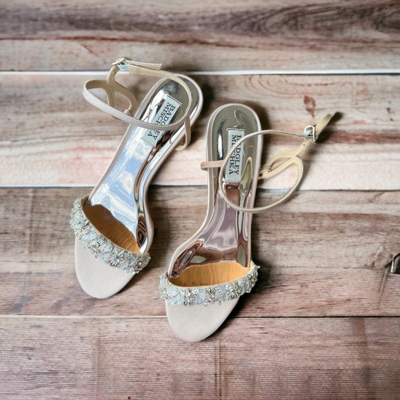 Badgley Mischka Tanessa Ankle Strap Sandal Blush Size 8.5 - Picture 4 of 8